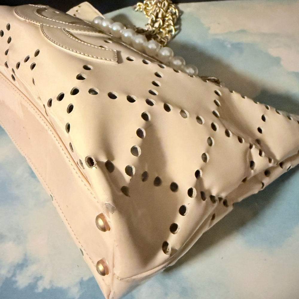 Chanel shoulder bag Cream /Gold Chain - Picture 6 of 14